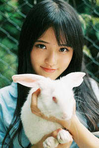 年轻小姨子